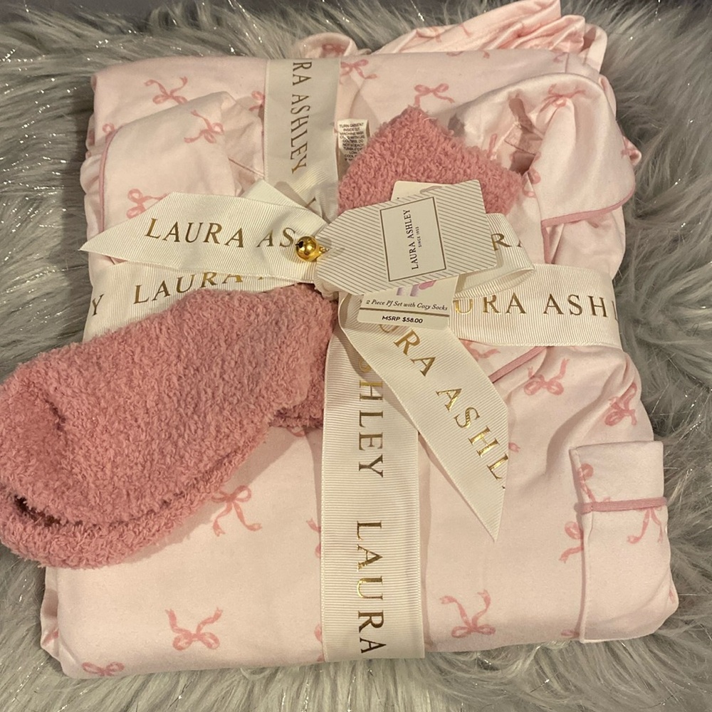 BNWT LAURA ASHLEY Pink Bow 4 Piece Pajama Gift Set Women's Size Large